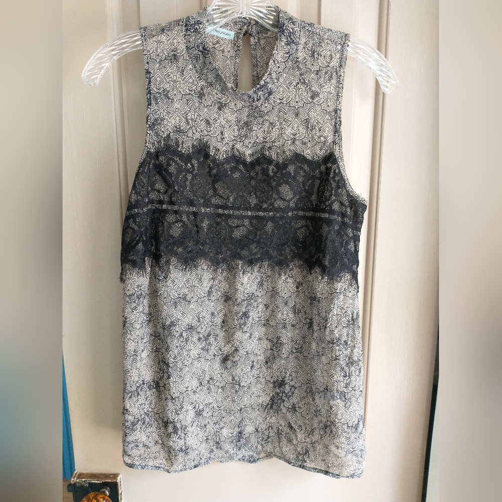 Maurices Sleeveless Semi Sheer Top Blouse Black Lace Accents Size Medium